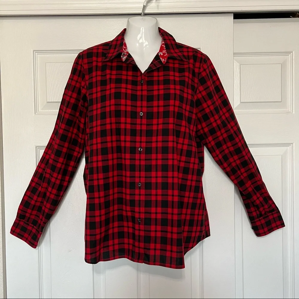 Chaps Plaid Button Down Women’s Shirt/ size L - Picture 4 of 11